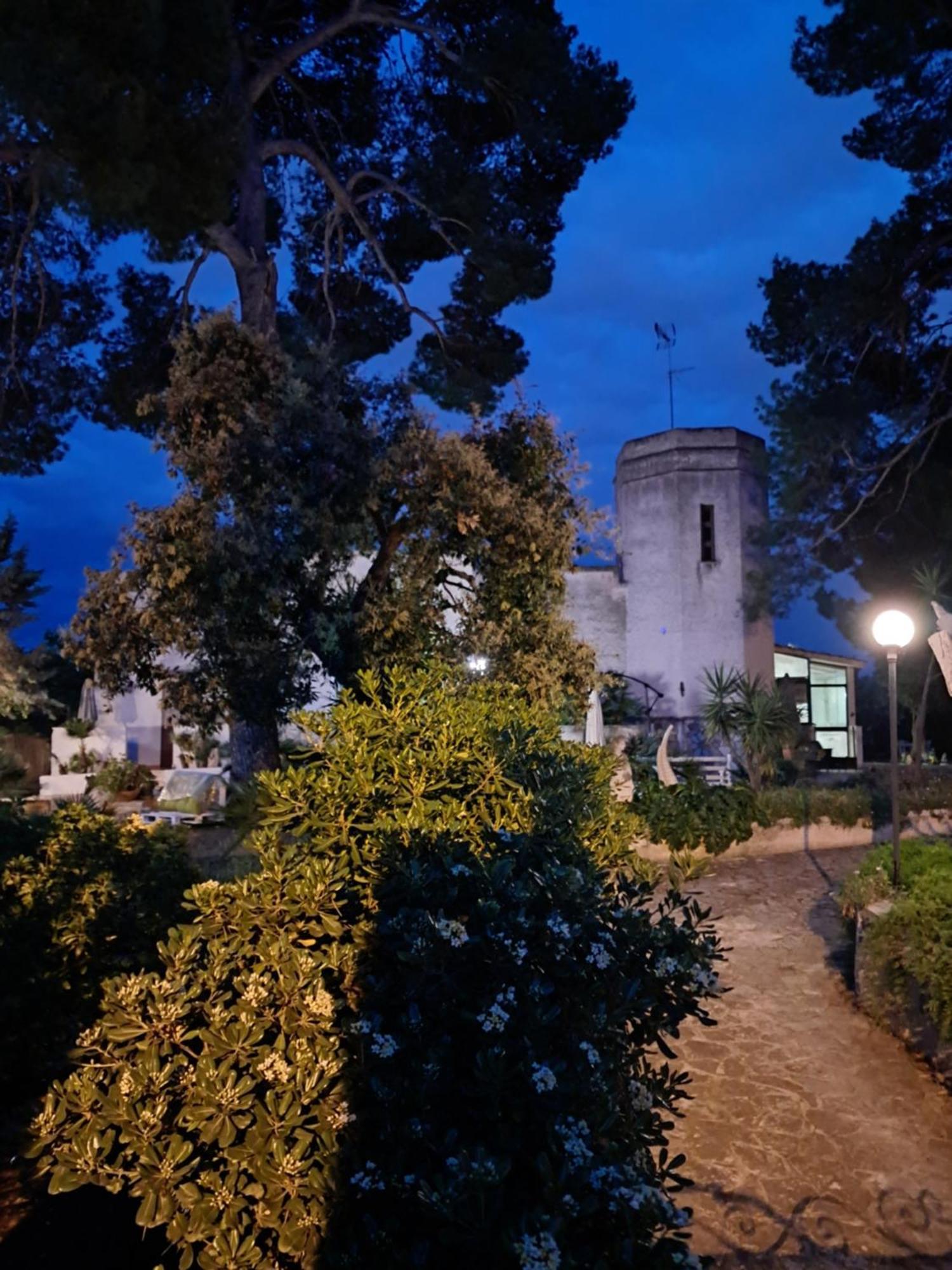 הוילה בארי Torre Del Sole מראה חיצוני תמונה
